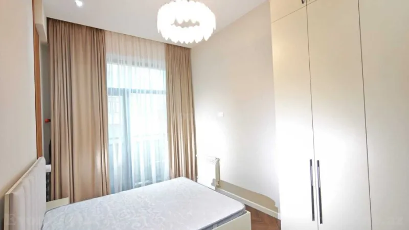 Satılır 3 otaqlı Mənzil Yeni tikili 130 m² Nəsimi r. - şəkil 8