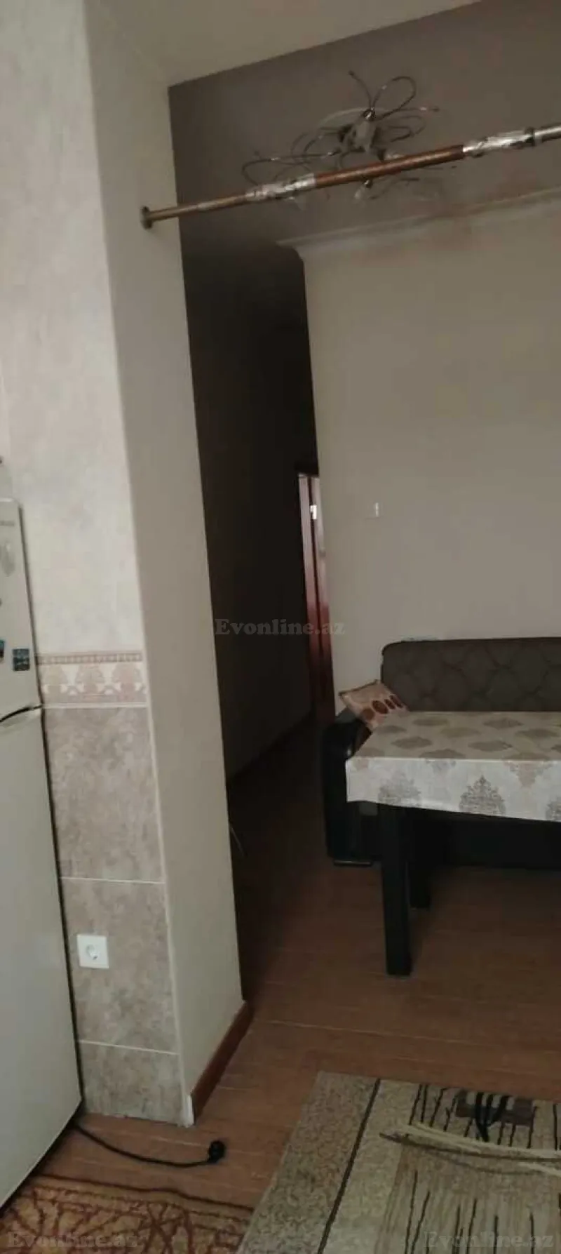 Satılır 3 otaqlı Mənzil Köhnə tikili 60 m² Nizami m. - şəkil 2