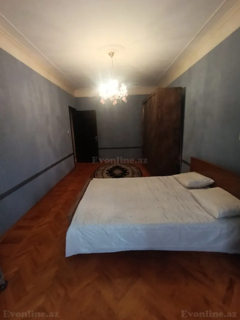 Satılır 3 otaqlı Mənzil Köhnə tikili 80 m² 8-ci mikrorayon - şəkil 4