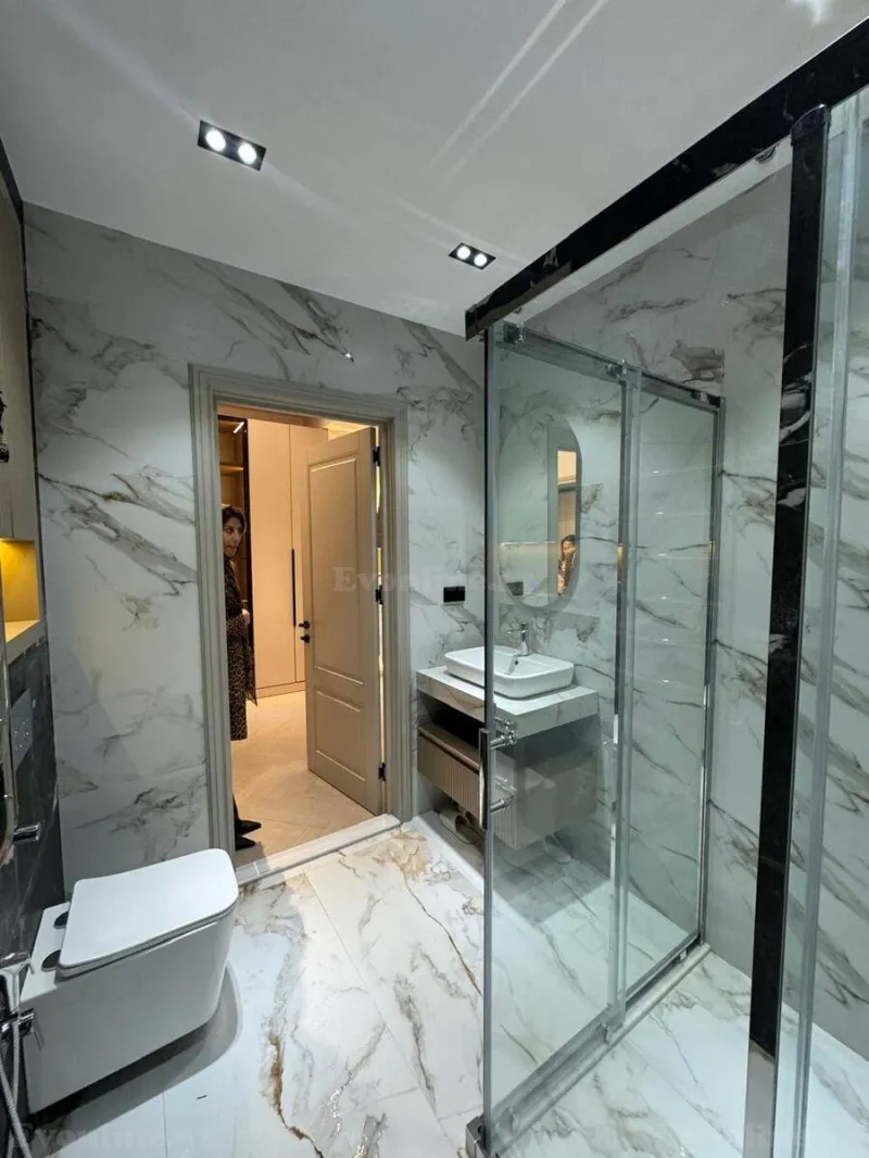 Satılır 2 otaqlı Mənzil Yeni tikili 70 m² Elmlər Akademiyası m. - şəkil 11