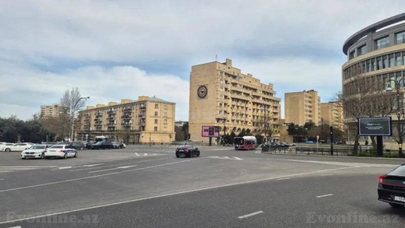 4 otaqlı Mənzil 120 m² Yasamal r. Satılır