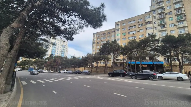 Satılır 4 otaqlı Mənzil Köhnə tikili 120 m² Yasamal r. - şəkil 3