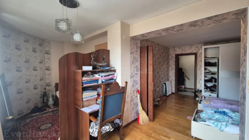 Satılır 4 otaqlı Mənzil Köhnə tikili 120 m² Yasamal r. - şəkil 8