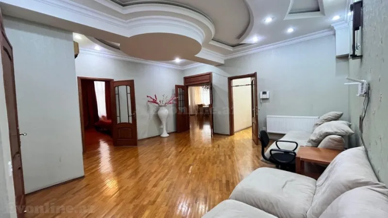 Satılır 3 otaqlı Mənzil Yeni tikili 200 m² İnşaatçılar m. - şəkil 13