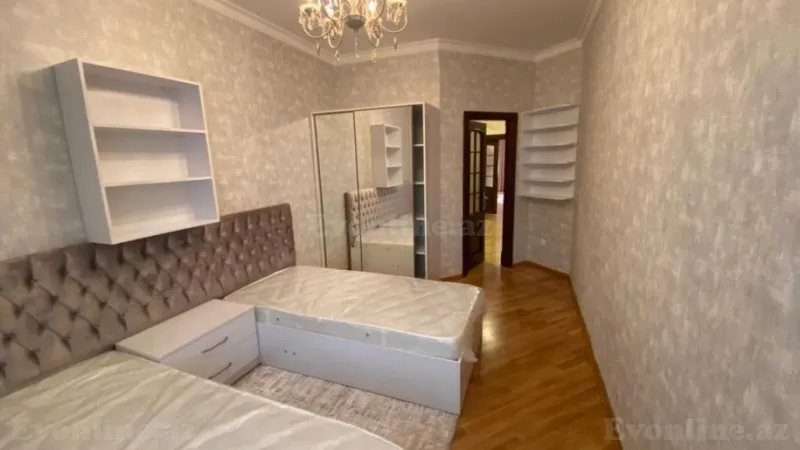 Kirayə verilir 3 otaqlı Mənzil Yeni tikili 161 m² Nərimanov r. - şəkil 7