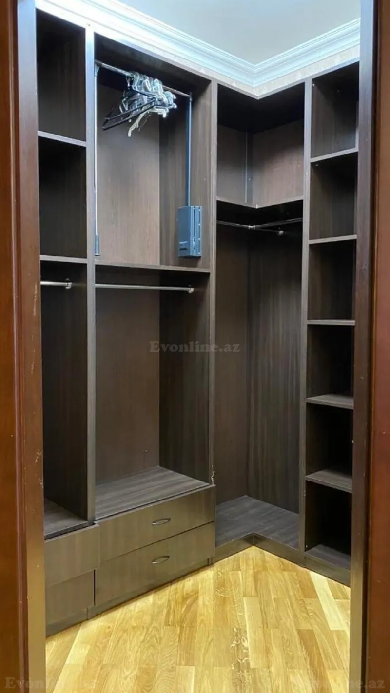 Kirayə verilir 3 otaqlı Mənzil Yeni tikili 161 m² Nərimanov r. - şəkil 8