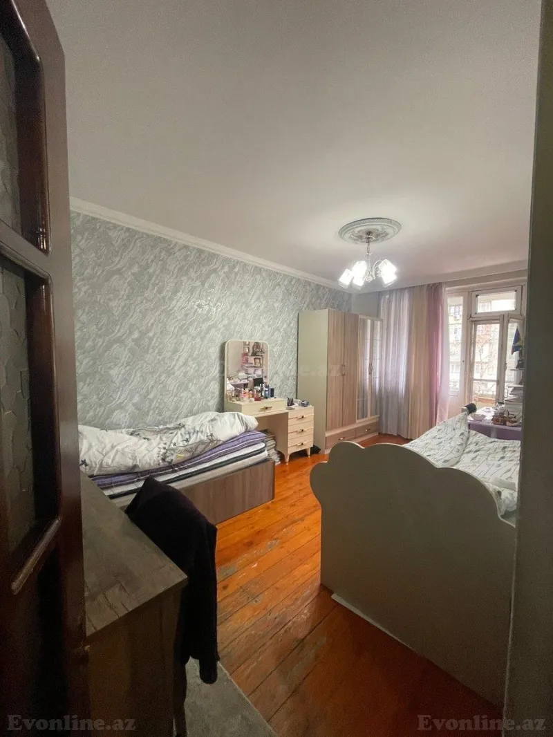 Satılır 3 otaqlı Mənzil Köhnə tikili 85 m² 8-ci mikrorayon - şəkil 3