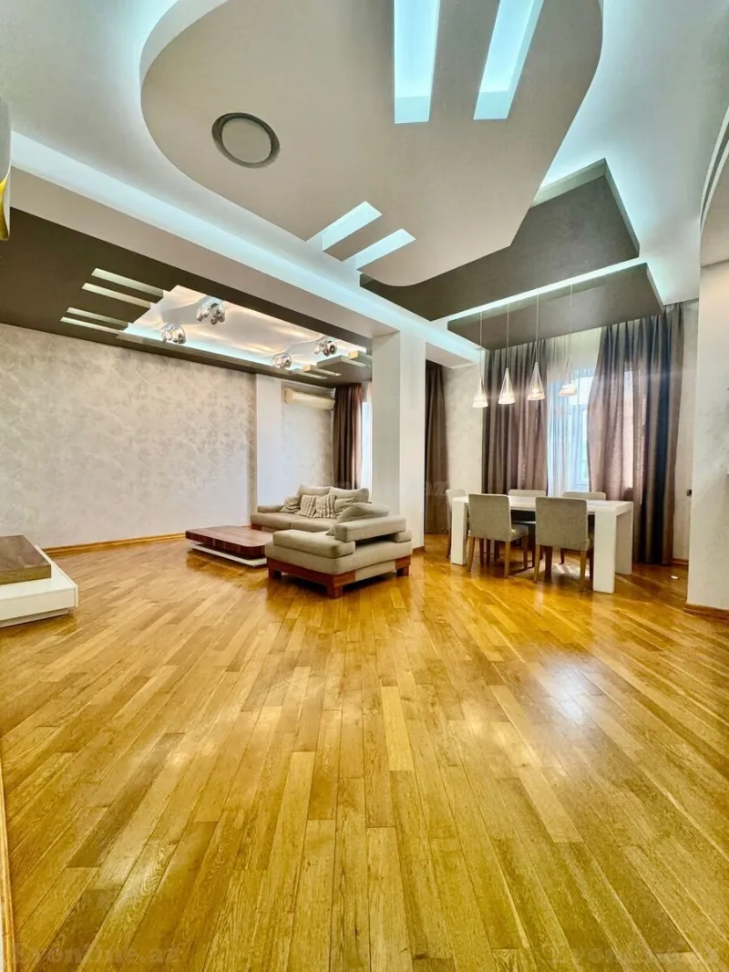 Satılır 3 otaqlı Mənzil Yeni tikili 125 m² Yasamal