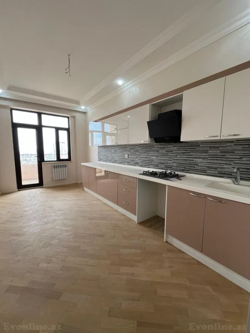 Satılır 3 otaqlı Mənzil Yeni tikili 107 m² Azadlıq prospekti m.