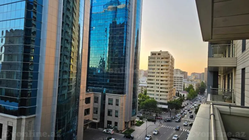 Satılır 3 otaqlı Mənzil Yeni tikili 113 m² Nəsimi r. - şəkil 15