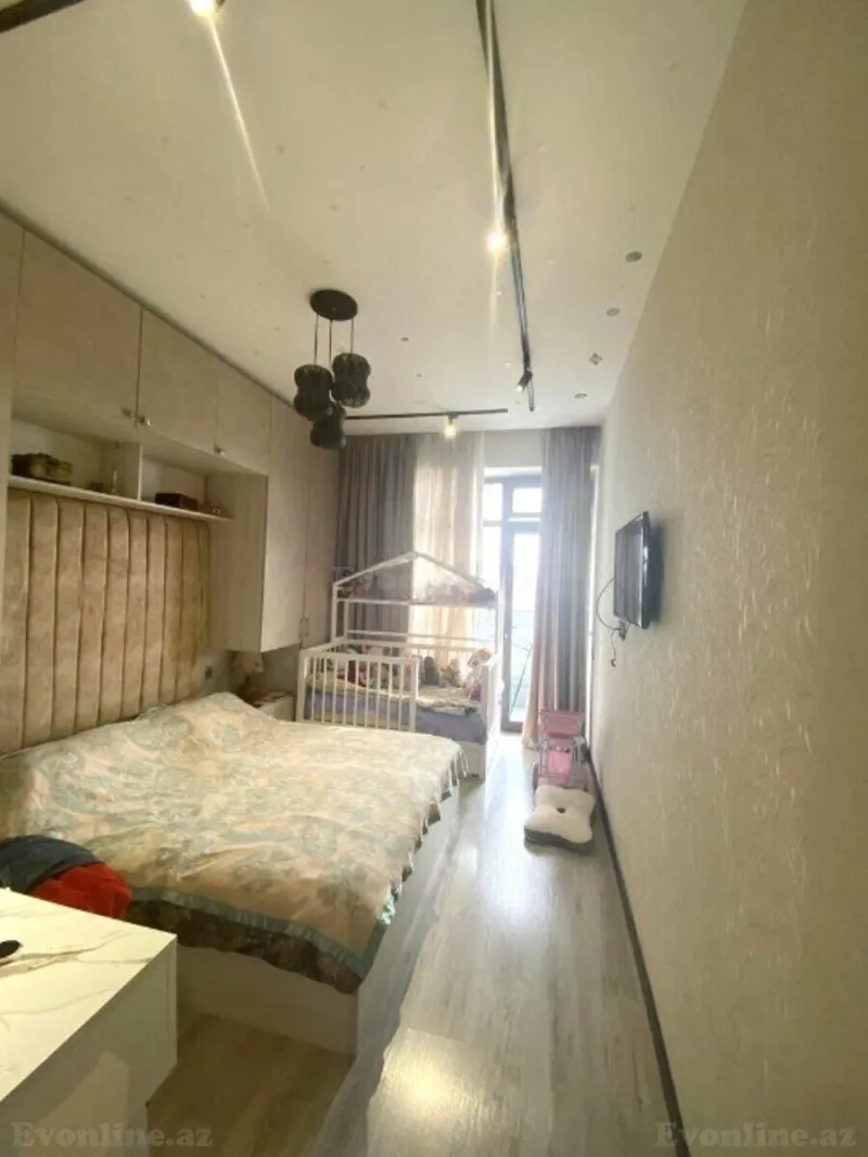Satılır 2 otaqlı Mənzil Yeni tikili 66 m² 8 Noyabr m. - şəkil 3