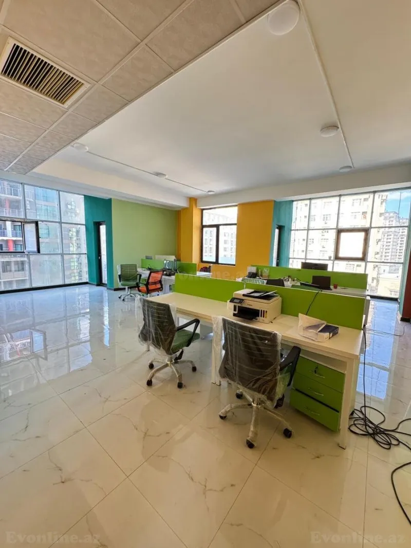 5 otaqlı Ofis 170 m² Nəsimi r. Kirayə verilir