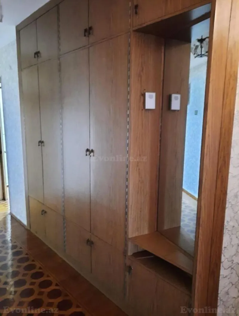 Satılır 3 otaqlı Mənzil Köhnə tikili 80 m² Nərimanov r. - şəkil 3