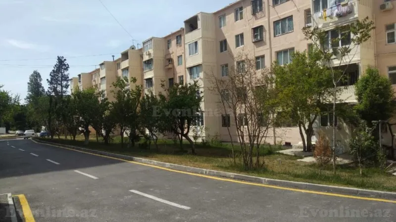 Satılır 2 otaqlı Mənzil Köhnə tikili 55 m² 8-ci kilometr