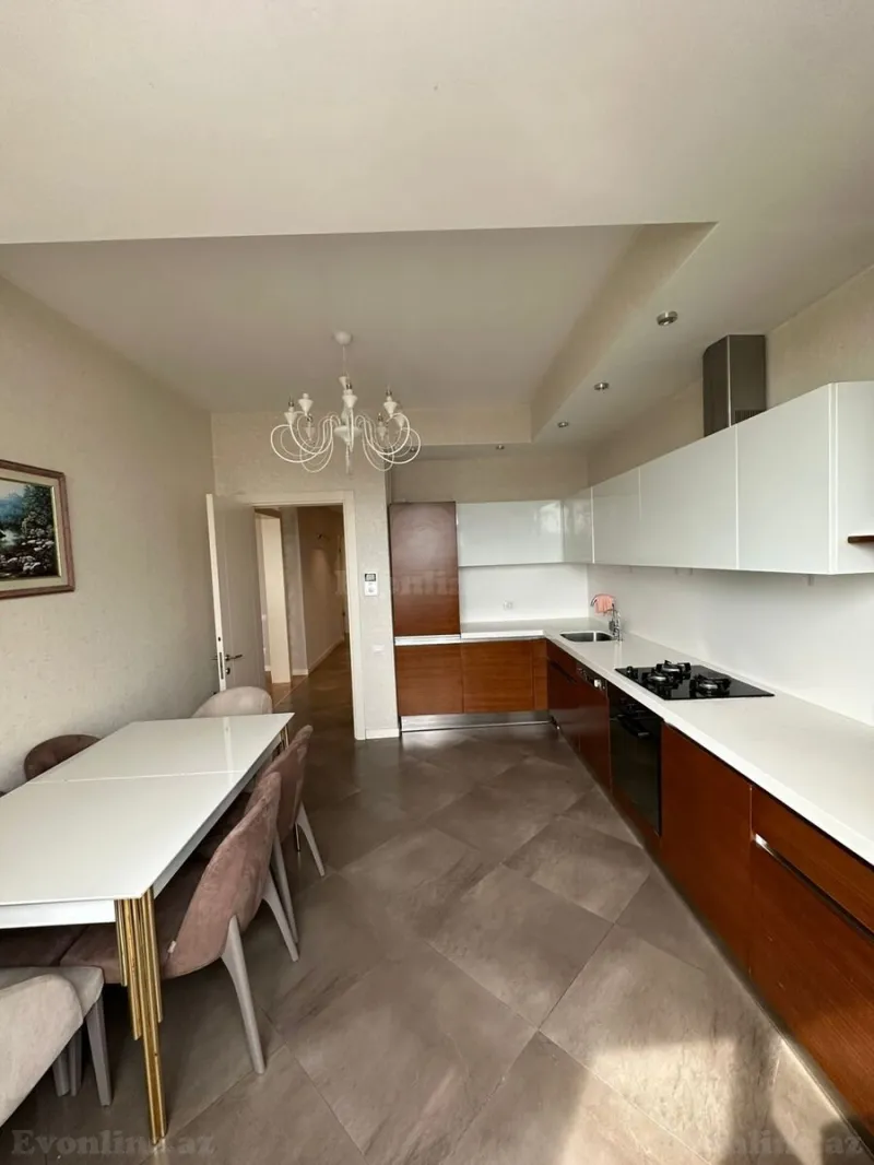 Kirayə verilir 3 otaqlı Mənzil Yeni tikili 150 m² Elmlər Akademiyası m. - şəkil 9