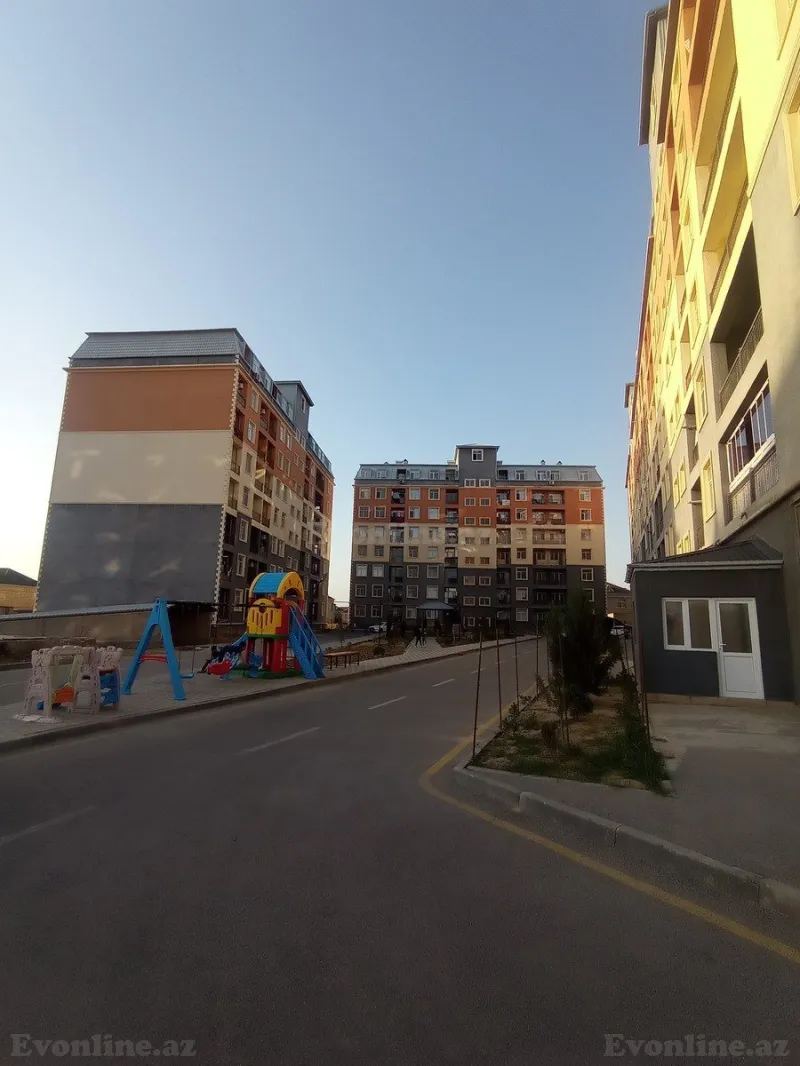 3 otaqlı Mənzil 62 m² Xırdalan Kirayə verilir