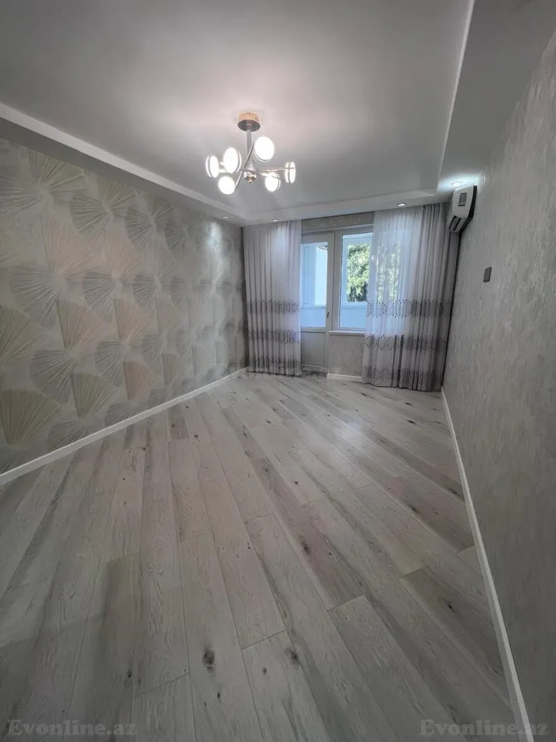 Satılır 2 otaqlı Mənzil Köhnə tikili 50 m² Gənclik m. - şəkil 2