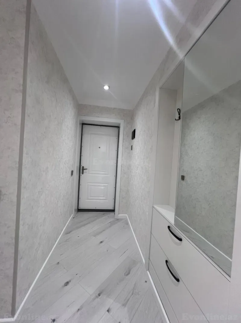 Satılır 2 otaqlı Mənzil Köhnə tikili 50 m² Gənclik m. - şəkil 4