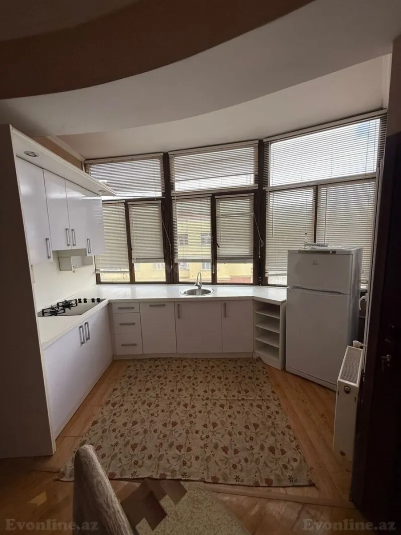 Kirayə verilir 2 otaqlı Mənzil Yeni tikili 85 m² Yeni Yasamal - şəkil 4
