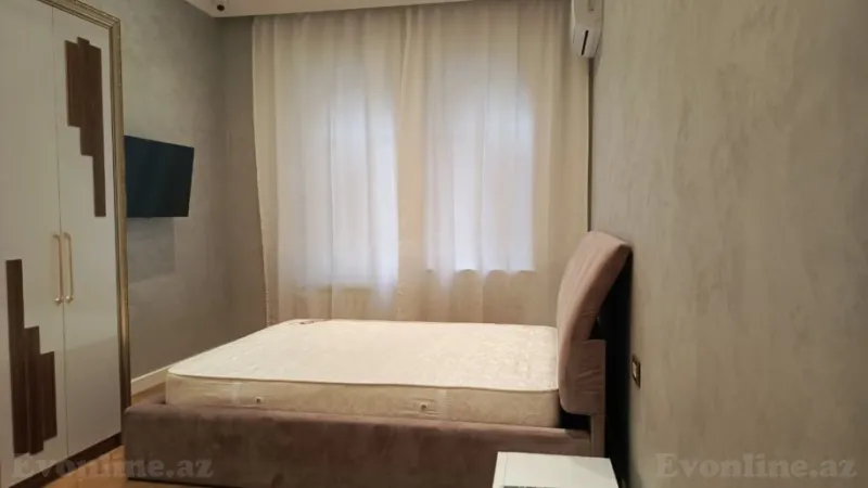 Kirayə verilir 3 otaqlı Mənzil Yeni tikili 150 m² Nərimanov r. - şəkil 12