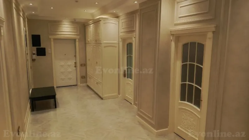 Kirayə verilir 3 otaqlı Mənzil Yeni tikili 150 m² Nərimanov r. - şəkil 21