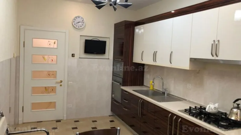 Kirayə verilir 3 otaqlı Mənzil Yeni tikili 120 m² Nəriman Nərimanov m. - şəkil 14