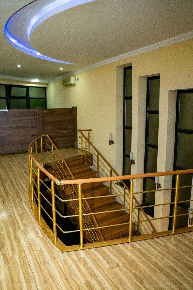 Kirayə verilir Ofis 522 m² Gənclik m. - şəkil 19