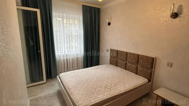 Satılır 2 otaqlı Mənzil Yeni tikili 70 m² Elmlər Akademiyası m. - şəkil 2