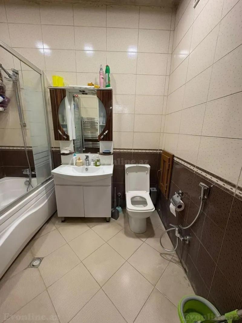 Kirayə verilir 4 otaqlı Mənzil Yeni tikili 120 m² 8-ci mikrorayon - şəkil 2