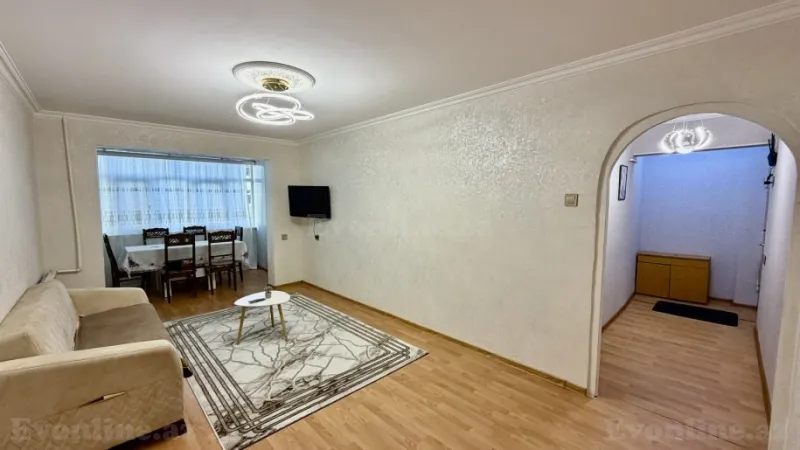 Satılır 2 otaqlı Mənzil Köhnə tikili 55 m² 8-ci kilometr - şəkil 2