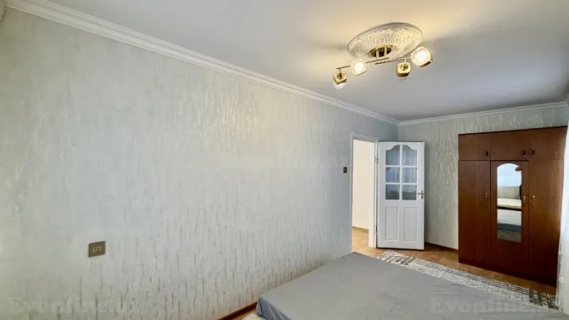 Satılır 2 otaqlı Mənzil Köhnə tikili 55 m² 8-ci kilometr - şəkil 7