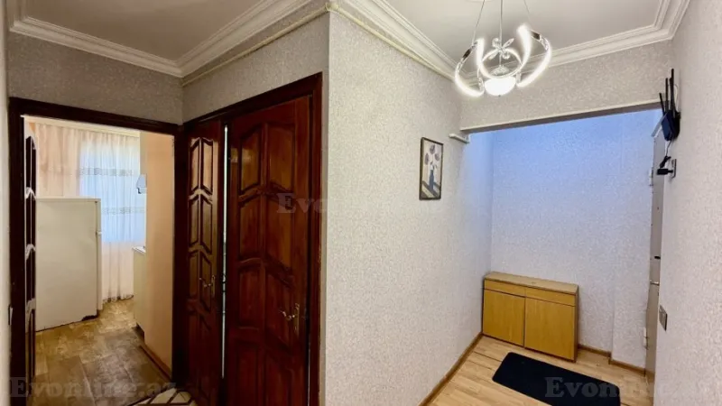 Satılır 2 otaqlı Mənzil Köhnə tikili 55 m² 8-ci kilometr - şəkil 9