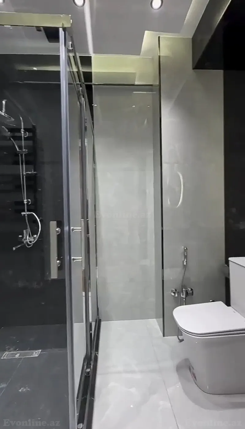 Satılır 3 otaqlı Mənzil Yeni tikili 137 m² 28 May m. - şəkil 14