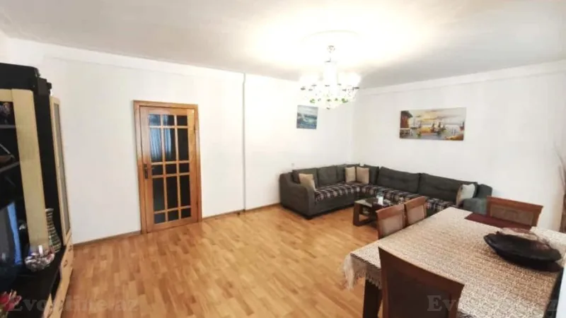 Satılır 3 otaqlı Mənzil Köhnə tikili 105 m² 4-cü mikrorayon - şəkil 2