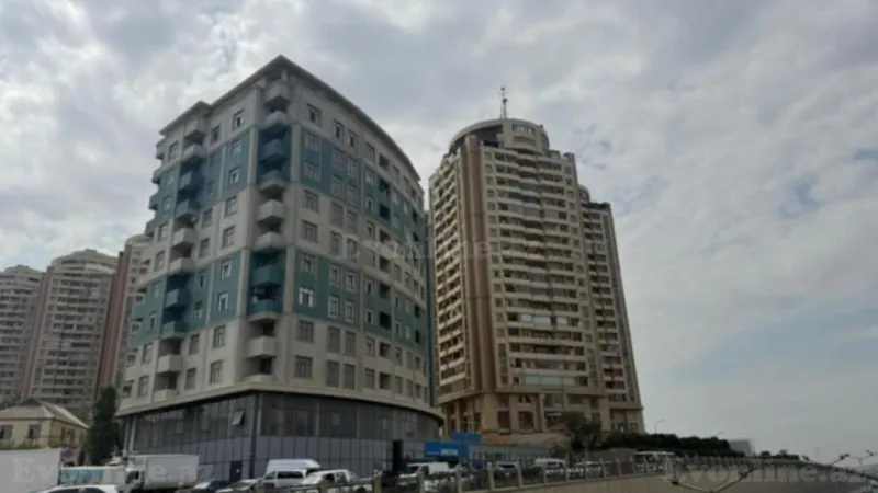 Satılır 3 otaqlı Mənzil Yeni tikili 154 m² 20 Yanvar m.