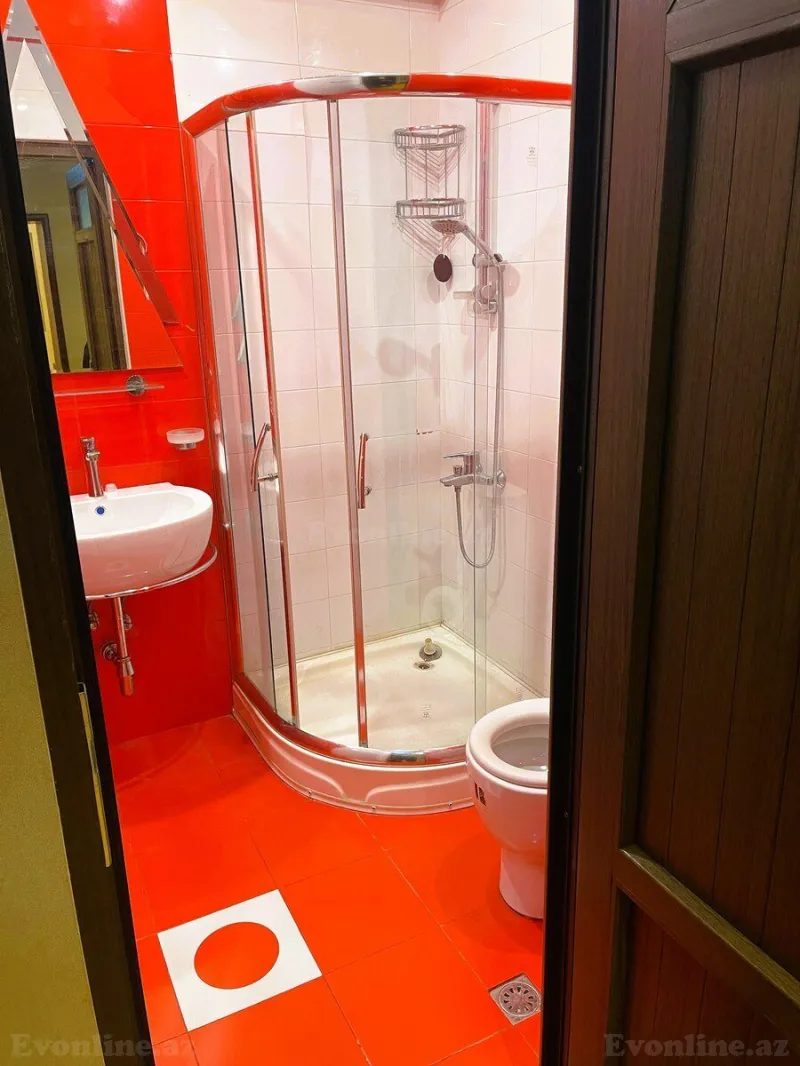 Satılır 3 otaqlı Mənzil Yeni tikili 170 m² 28 May m. - şəkil 8