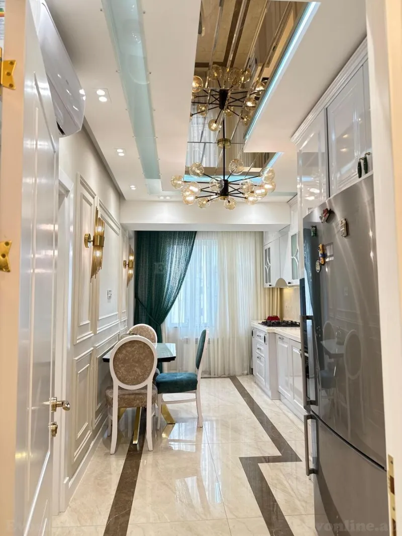 Satılır 4 otaqlı Mənzil Yeni tikili 155 m² Xətai r. - şəkil 8