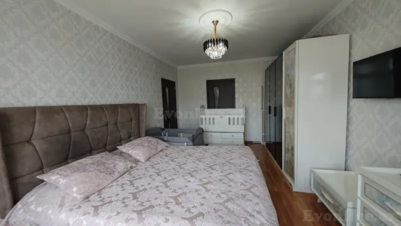 Satılır 3 otaqlı Mənzil Köhnə tikili 70 m² Sabunçu r. - şəkil 9