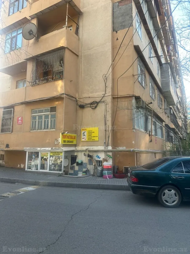 Satılır 2 otaqlı Mənzil Köhnə tikili 70 m² 8-ci mikrorayon - şəkil 7