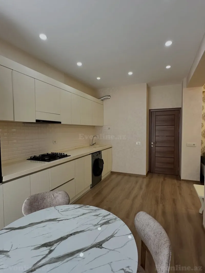 Satılır 2 otaqlı Mənzil Yeni tikili 52 m² Gəncə pr. - şəkil 2