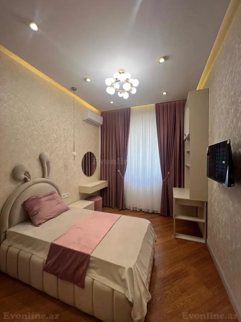 Satılır 4 otaqlı Mənzil Yeni tikili 150 m² Nəsimi r. - şəkil 14