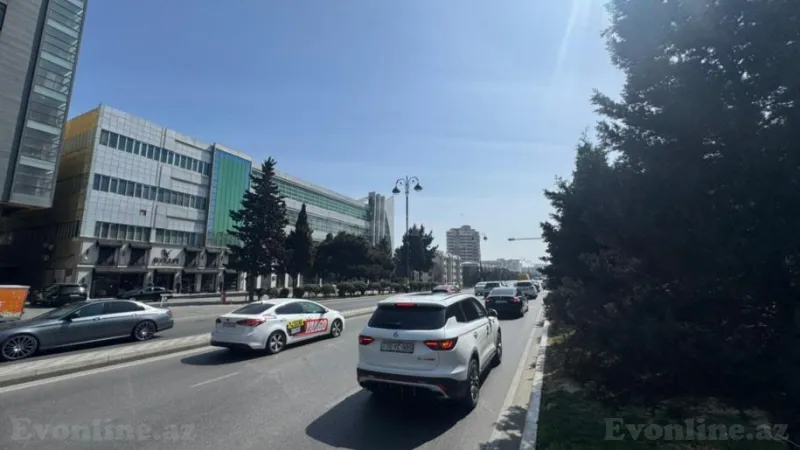 1 otaqlı Mənzil 50 m² Elmlər Akademiyası m. Satılır