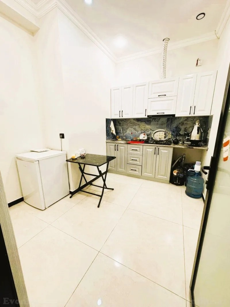 Kirayə verilir Ofis 110 m² Nəsimi r. - şəkil 6