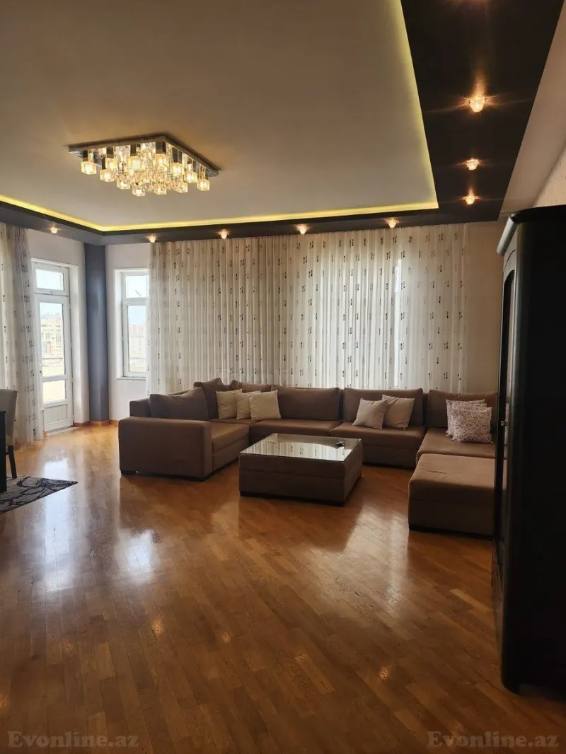 Kirayə verilir 3 otaqlı Mənzil Yeni tikili 150 m² Nizami m.