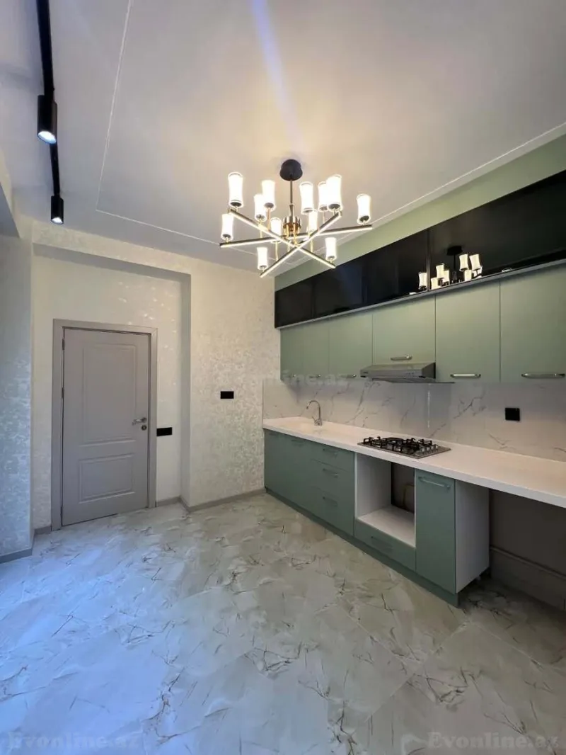 Satılır 2 otaqlı Mənzil Yeni tikili 85 m² Qara Qarayev m. - şəkil 9