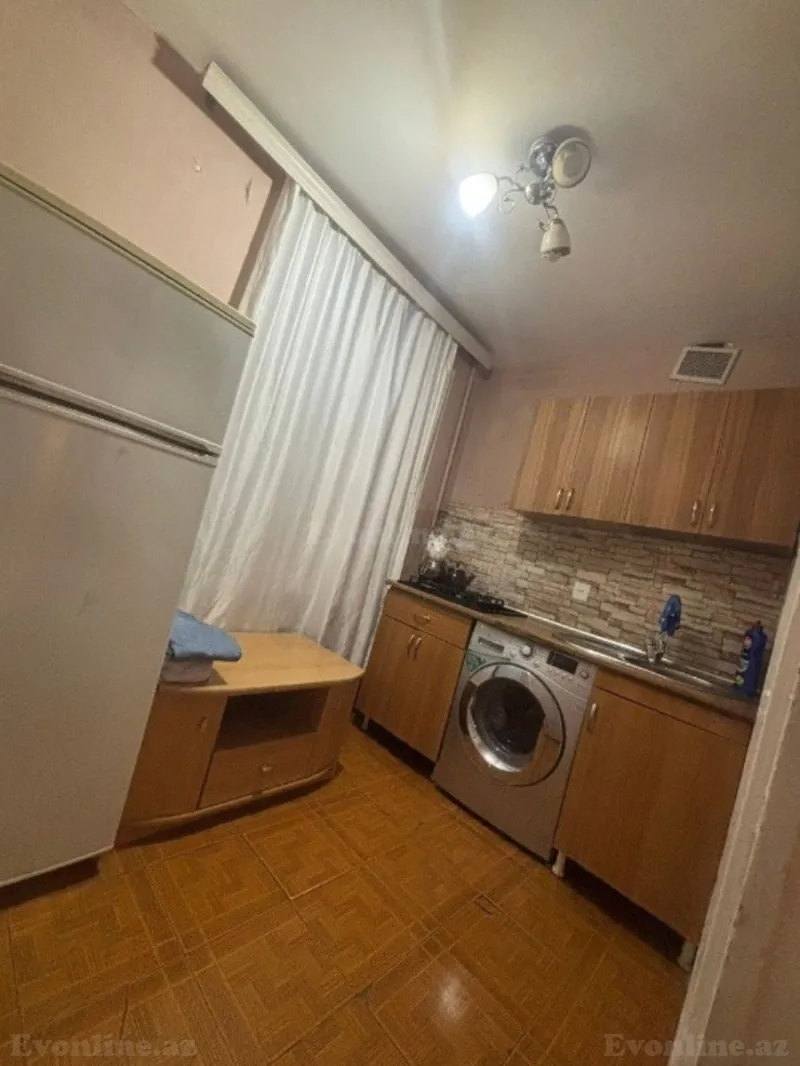 Satılır 1 otaqlı Mənzil Köhnə tikili 40 m² Yasamal - şəkil 4