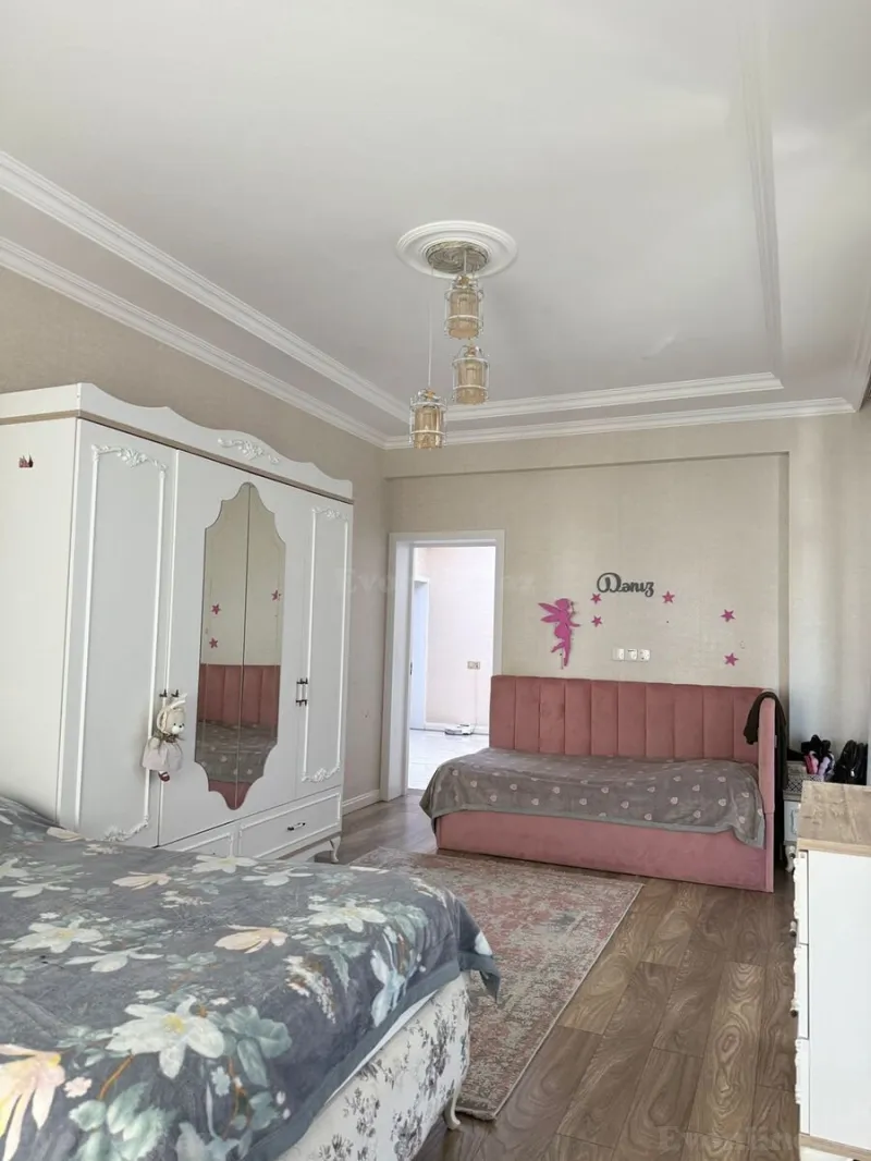 Satılır 4 otaqlı Mənzil Yeni tikili 170 m² 28 May m. - şəkil 10