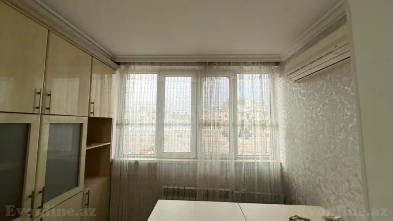 Kirayə verilir 3 otaqlı Mənzil Köhnə tikili 70 m² Xətai m. - şəkil 8