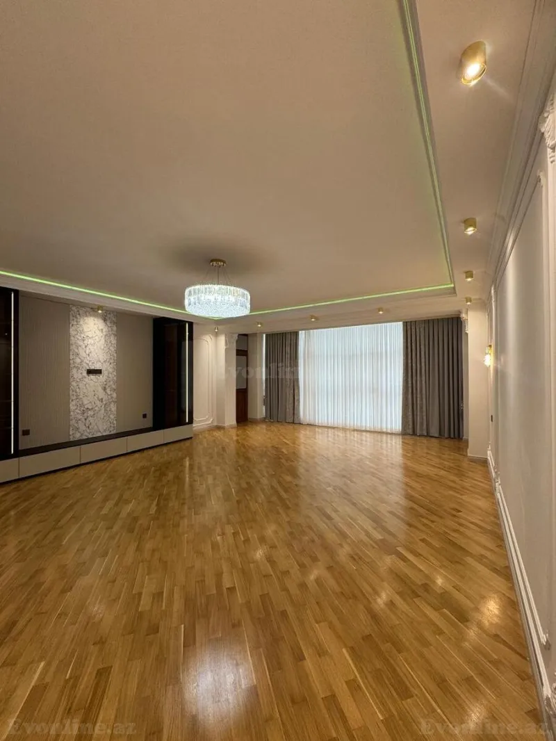 Satılır 4 otaqlı Mənzil Yeni tikili 240 m² Nəsimi r. - şəkil 4