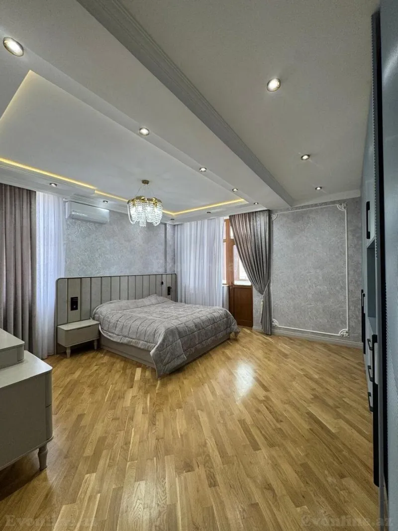 Satılır 4 otaqlı Mənzil Yeni tikili 240 m² Nəsimi r. - şəkil 13